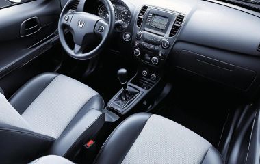 Honda Fit 2007: Обзор характеристик и VTEC в этом году