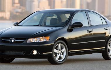 Honda Civic 2006 седан - надежный автомобиль на каждый день
