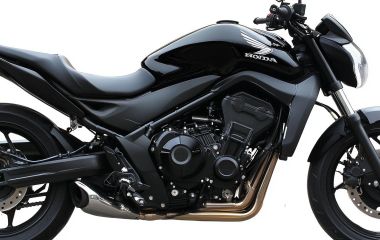 Хонда NC 700: Отличный выбор мотоцикла с мощностью 700cc
