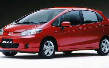 Honda Jazz 1.4 LS 2004: Обзор и Характеристики