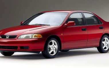 Honda Civic 1998 седан - надежный выбор для автолюбителей
